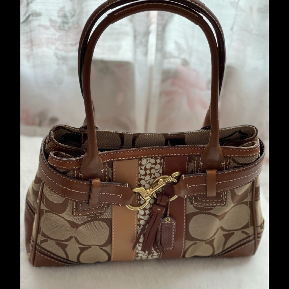 Coach Women purse